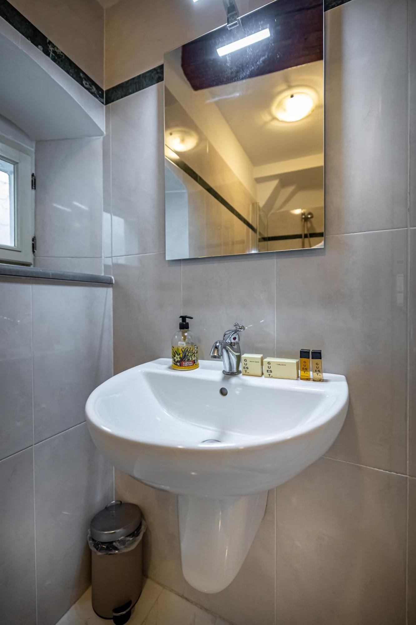 Yid Agnolo Three Bedroom Apartment In Florenz Exterior foto