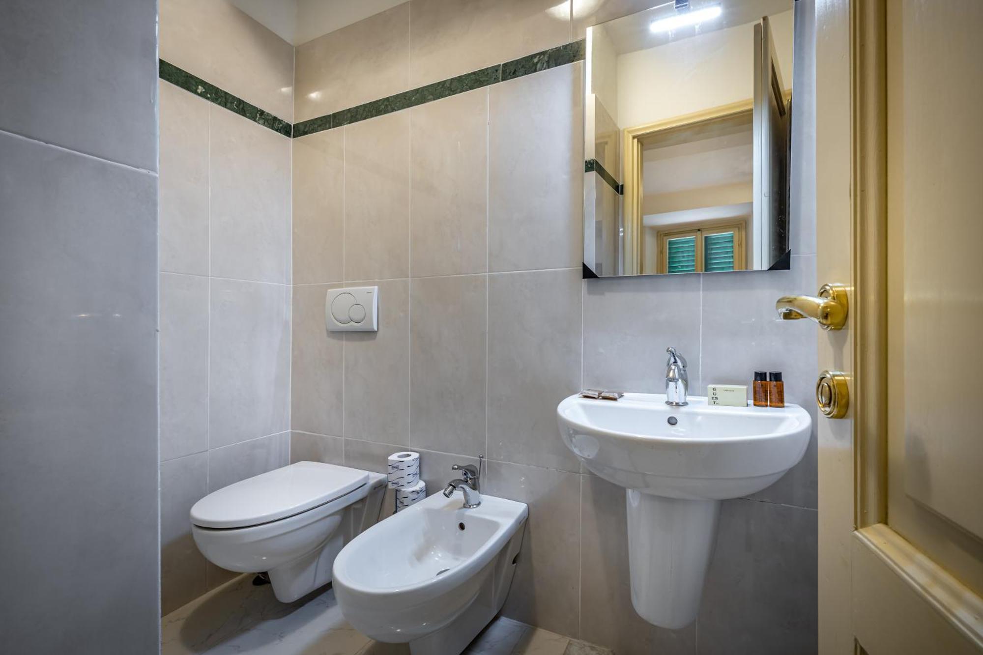 Yid Agnolo Three Bedroom Apartment In Florenz Exterior foto